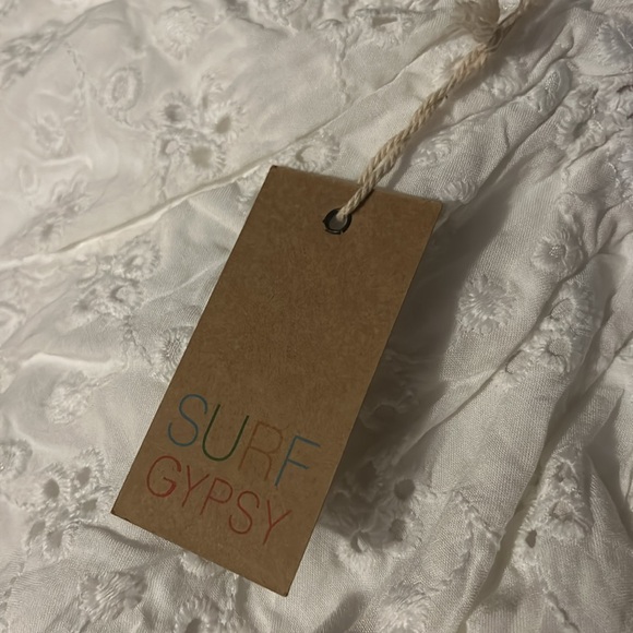 Surf Gypsy White Ruffle Shorts - Picture 10 of 10